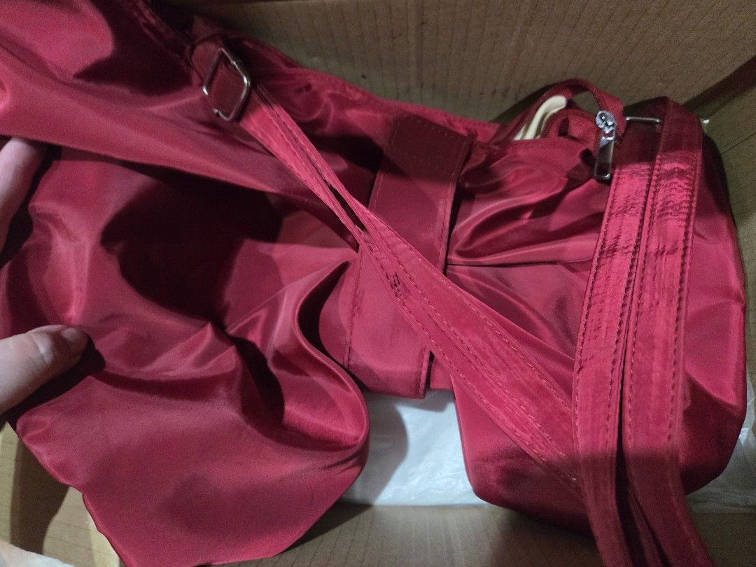 Assorted Bags: Tote, Fanny Pack, Pouch, Packing Cube (Category: Tote Bags) located in Quezon City. Submitted by mello_letgoes (Listing ID 1461752095, Image 2). Description: - Bundle includes: Large red tote bag, black quilted fanny pack, white 'Tea Break' pouch, and green 'Compress to Impress' packing cube. - All items are in good, pre-loved condition. - Ideal for travel organization and everyday use. mop gcash or.maya delivery thru jnt or grab s