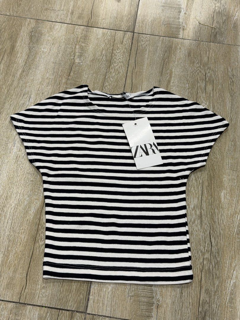 Assorted top (Category: Others Tops) located in San Fernando. Submitted by mci.ph (Listing ID 1461693019, Image 1). Description: Pang petite size lang prefereable teens. .