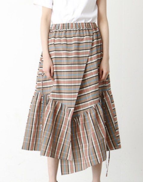 Asymmetrical Long Skirt (Category: Skirts) located in Naga. Submitted by she_clutter (Listing ID 1461738992, Image 1). Description: can fit 26-30 waist.