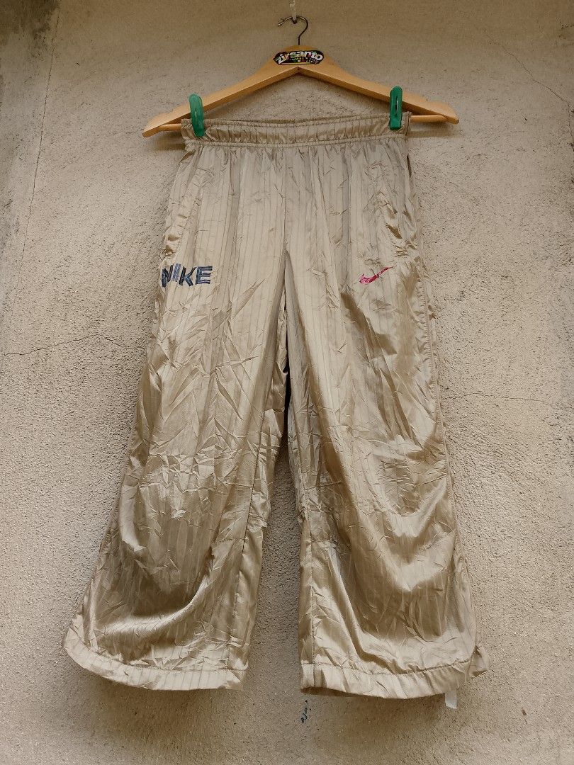 ‎AUTHENTIC! " NIKE (baggy sweatpants) UNISEX " (Category: Babies & Kids Fashion) located in Danao, Cebu. Submitted by psychypymb40965 (Listing ID 1461686777, Image 3). Description: ‎details are in first photo ‎measurements through tape measure ‎pm/dm for other details,issues or transactions ‎negotiable! 👊😁 2nd Account Available Shoes, Bags, Sandals, Slippers & more footwear just click the link below 💚👇😁❤️ or follow for update stocks. ‎https:
