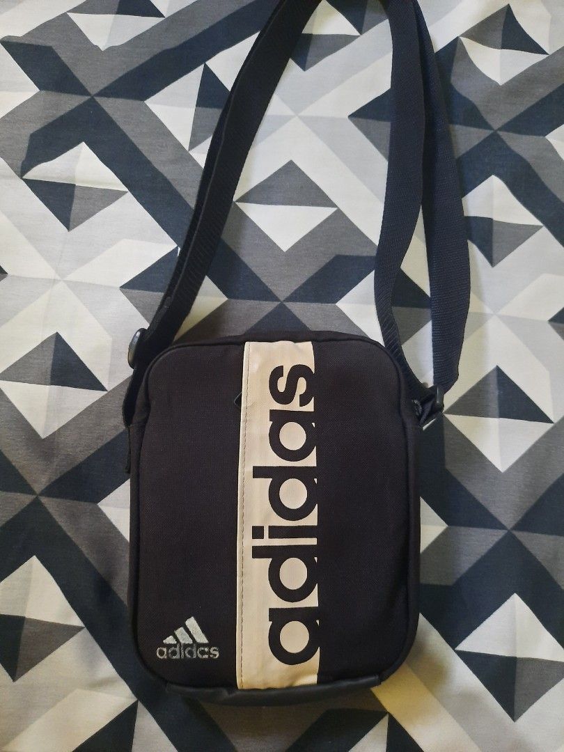 Authentic Adidas Sling for men (Category: Sling Bags) located in Llanera. Submitted by stopnshop_01 (Listing ID 1461609658, Image 1). Description: payment first no to joyjoy talk.