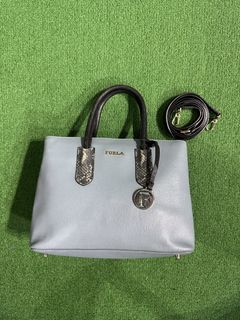 (Category: ) located in . Submitted by ahf_preloved (Listing ID 1461752386, Image 1). Description: .