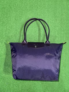 (Category: ) located in . Submitted by ahf_preloved (Listing ID 1461755512, Image 1). Description: .