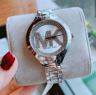 (Category: ) located in . Submitted by Authentic4Less_OLShop (Listing ID 1461689811, Image 1). Description: .