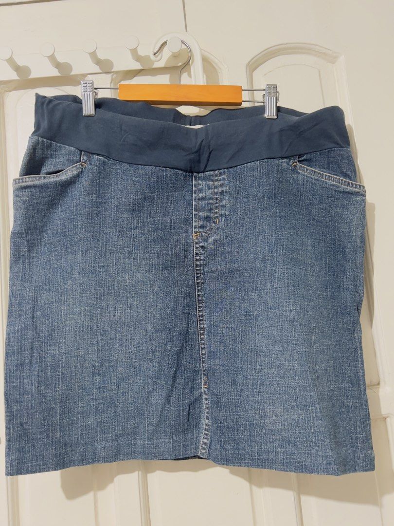 Authntic preloved Old Navy Maternity Denim Stretch Skirt (Category: Skirts) located in Binan City. Submitted by unicohijoxfudge (Listing ID 1461718800, Image 1). Description: Decluttering❤️❤️❤️ Size XL -36 waistline before stetched 18” length ✅SF c/o buyer ✅gcash / paymaya Tags: Burberry Calvin Klein Coach Michael Kors Kate Spade Fendi Gucci Dior Rayban gentle Monster Channel Zara H&M Calvin Klein Anne Klein Sunnies owndays Gap nike adidas coach 