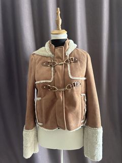 (Category: ) located in . Submitted by maneesathrift (Listing ID 1461693402, Image 1). Description: .