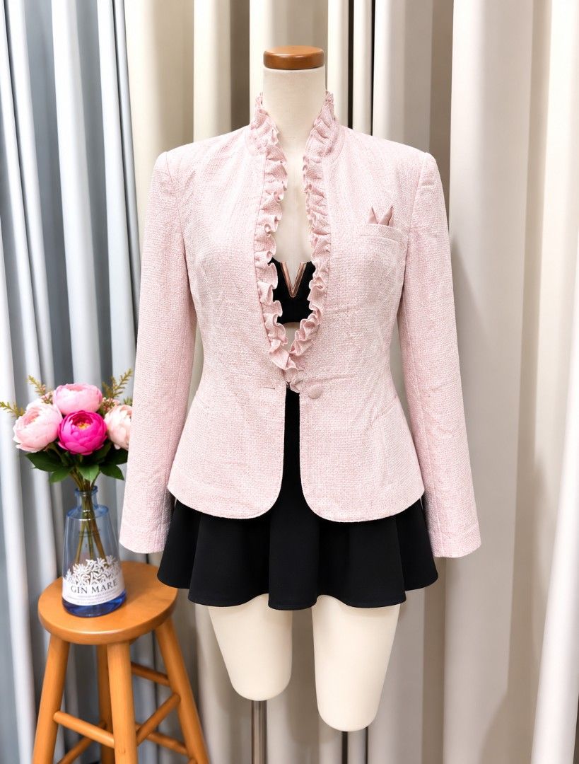 Baby Pink Blazer (Category: Coats, Jackets and Outerwear) located in Taguig. Submitted by vm.co (Listing ID 1461607546, Image 1). Description: Perfect for: • Corporate office wear • Business travel • Smart casual outfits • Rainy or cool weather • Capsule wardrobe • Everyday sophisticated styling Condition: Appears to be in very good preloved condition with no visible major stains, tears, or discoloration in the photo. A light steam will give it a