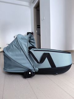 （分類：）位於 。 由 aleks_bry 提交（商品編號 1461575670，圖片 1）。簡介： 。
