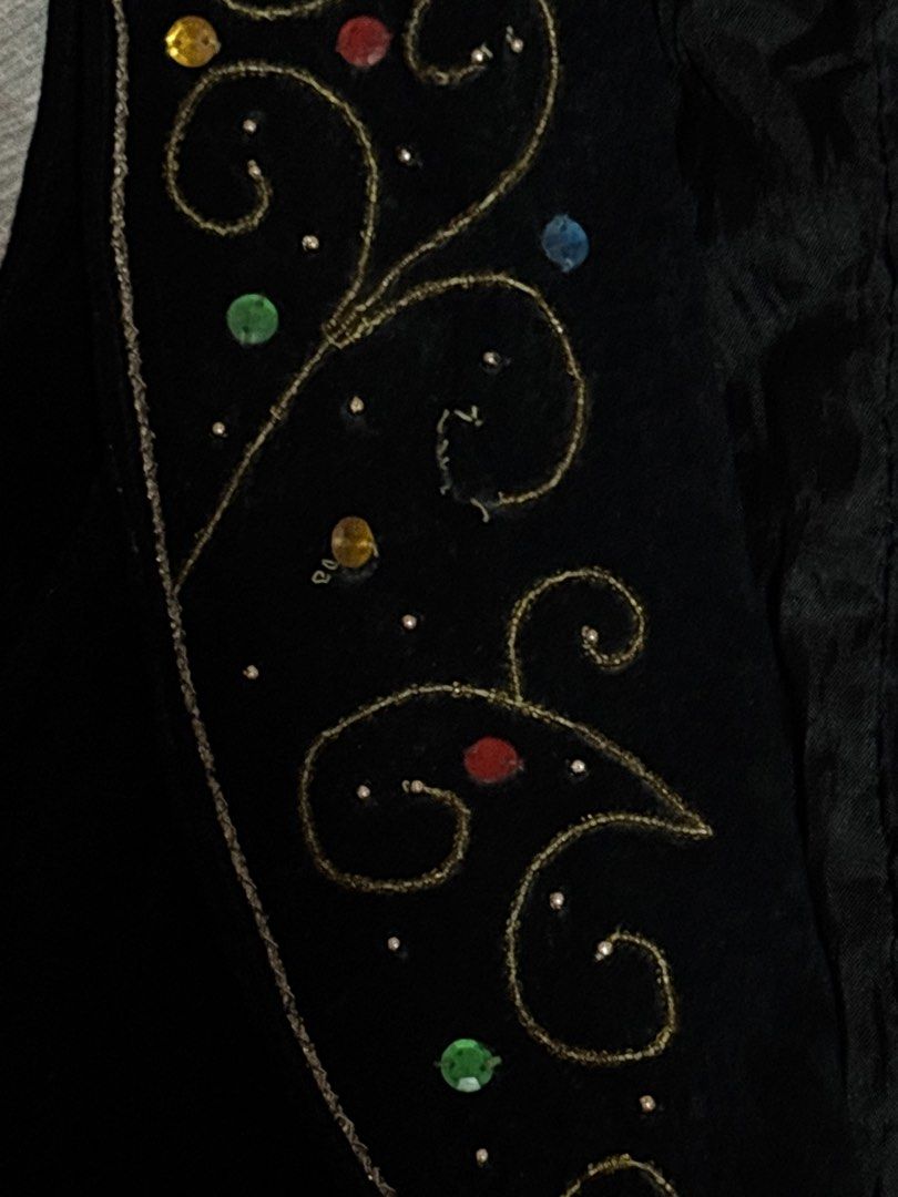 BAGATELLE LEATHER VEST (Category: Others Tops) located in Santa Rosa. Submitted by lalalaly____ (Listing ID 1461714001, Image 3). Description: authentic leather jacket .