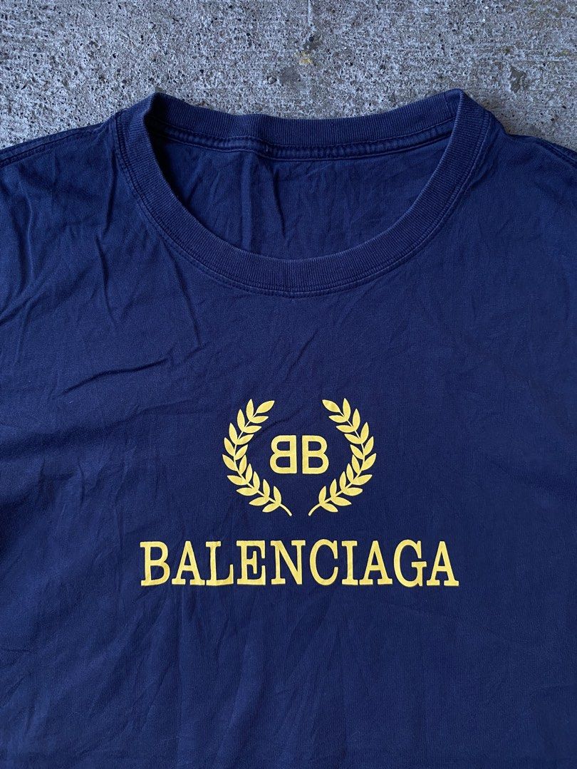 Balenciaga Tshirt (Category: Tshirts & Polo Shirts ) located in Kalibo. Submitted by bryaninosa20819 (Listing ID 1461712653, Image 2). Description: Balenciaga Dimes : 21x29 Very Good Condition Color Rate 9/10 Need Wash.