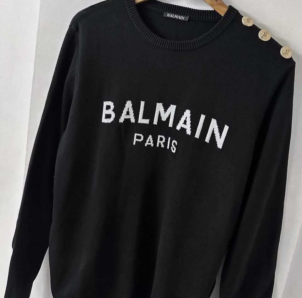 Balmain Sweater (Category: Coats, Jackets and Outerwear) located in Manila. Submitted by stopshop26 (Listing ID 1461596567, Image 1). Description: Balmain Sweater Medium Brand new and original Onhand and ready to ship.