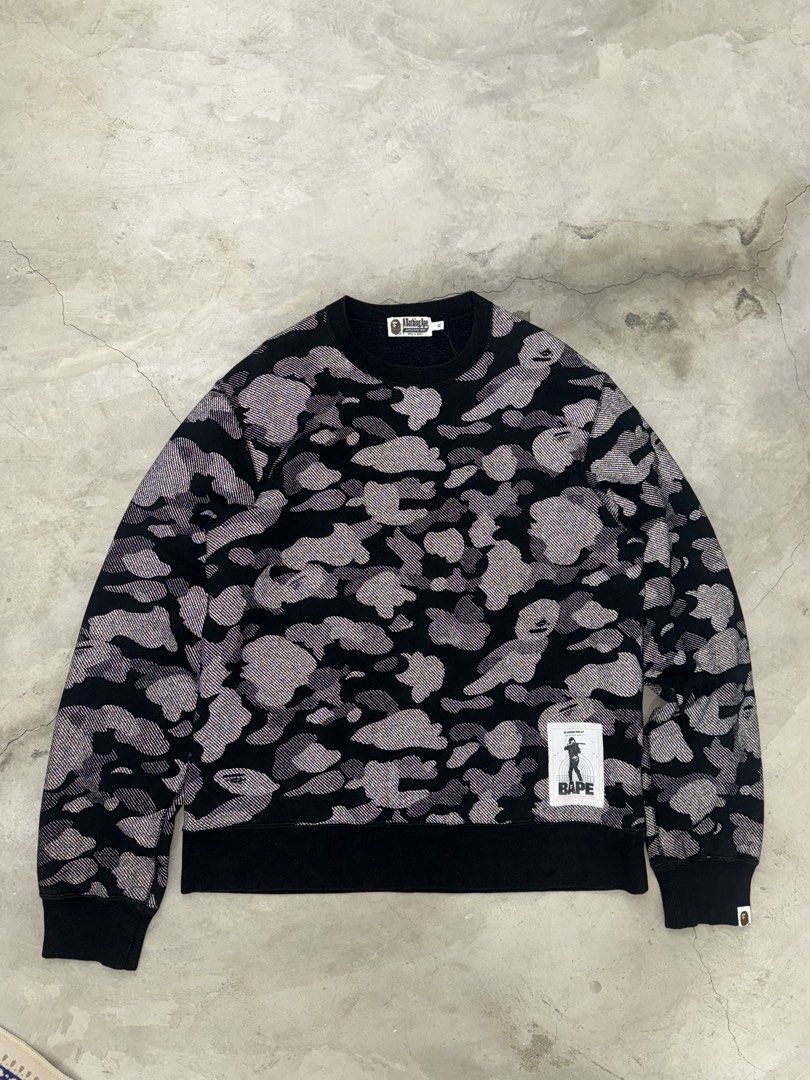 Bape crewneck reflectorize (Category: Coats, Jackets and Outerwear) located in Manila. Submitted by _lokithrift_ (Listing ID 1461693226, Image 2). Description: Bape crewneck Size xl .