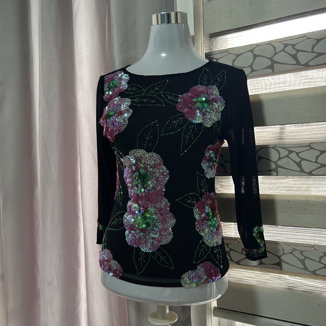 Beaded Sequined Floral Ibiza Longsleeve Top (Category: Longsleeves) located in Quezon City. Submitted by cltrph (Listing ID 1461628392, Image 1). Description: Beaded Sequined Floral Ibiza Longsleeve Top. Very good condition. No brand / tag has been removed. Fits small to med.