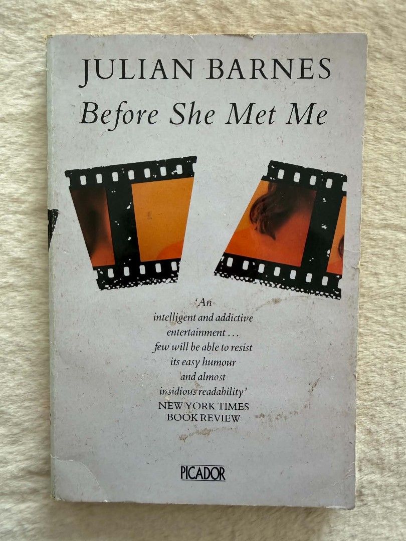 Before She Met Me - Julian Barnes (Category: Storybooks) located in Santiago. Submitted by bookworm_club (Listing ID 1461612376, Image 1). Description: 📚no cancellation, return or exchange. 📚secondhand books. some books are in good condition while some has minimal flaws (foxing, creases, dog-eared pages, etc.) 📚reasonable haggling is allowed. 💰MOP: For same day pickup - CASH & BANK TRANSFER For shipping or scheduled pickup - BANK TRANSFER 🚚M