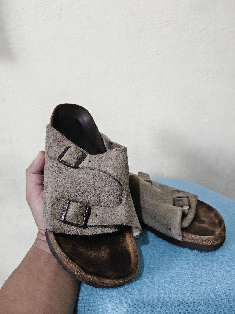 Berkinstock (Category: Sandals) located in Mandaue City. Submitted by prekfinds (Listing ID 1461719562, Image 3). Description: Birkenstock Zurich suede leather sandal Taupe colorway Excellentcondition Size: 37 Featuring soft suede upper with two adjustable metal pin buckles Sign of usage Minimal heel drag No major flaws.
