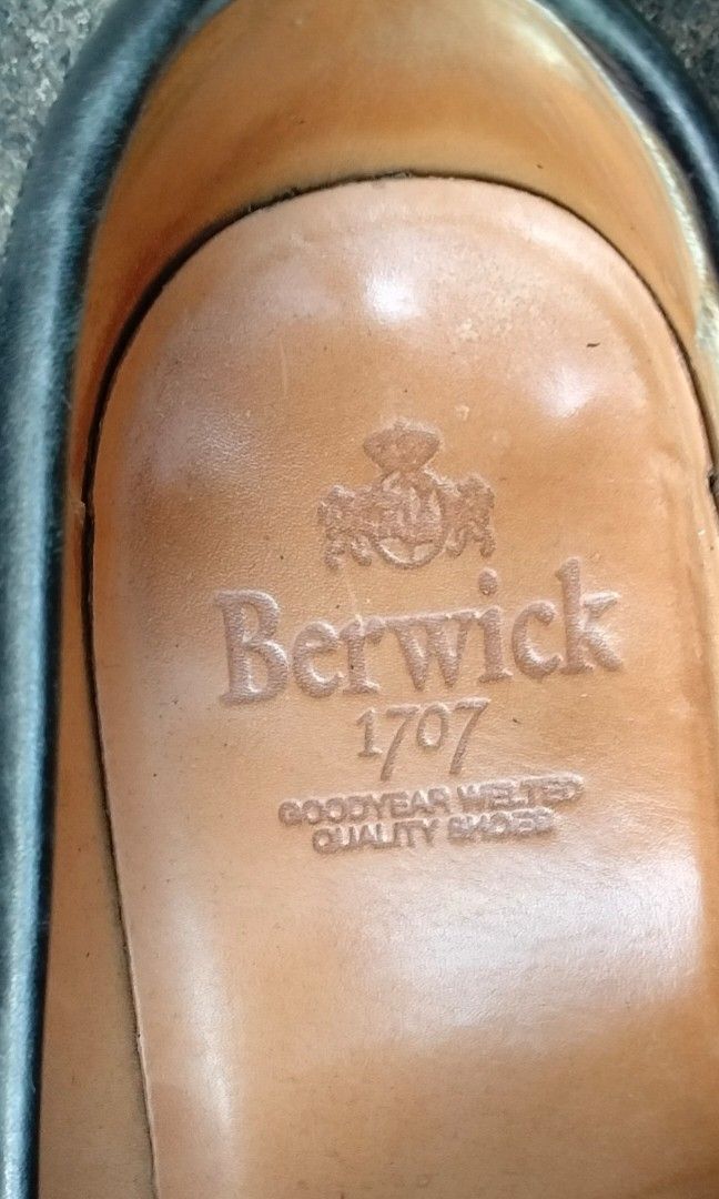 Berwick 1707 Penny Loafers (Category: Dress Shoes) located in Davao. Submitted by amekajicurations_dvo (Listing ID 1461565364, Image 3). Description: Berwick 1707 Penny Loafers 26CM (7.5US - 8US) Minimal Draggings Dainite Soles.