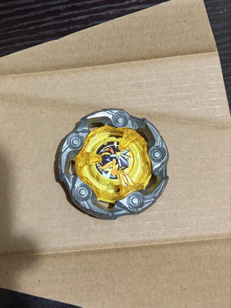 Beyblade x ux03 95新神杖 （分類：動作及對戰玩具）位於 Hong Kong。 由 mansonnnn 提交（商品編號 1461755255，圖片 3）。簡介： 只打過兩場 好新淨 連包裝570 DB 紅色線交收/ sf到付。