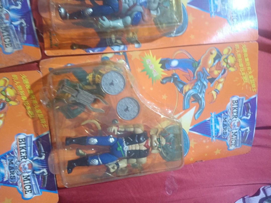 Biker Mice from Mars Action Figures - Limited Edition (Category: Figurines & Statues) located in Mexico. Submitted by jeanmarjorie (Listing ID 1461563098, Image 1). Description: - Set of Biker Mice from Mars action figures - From the Mars series - Each figure includes accessories - Packaging is intact - Ideal for collectors and fans of the show - Rare items, grab them now!.