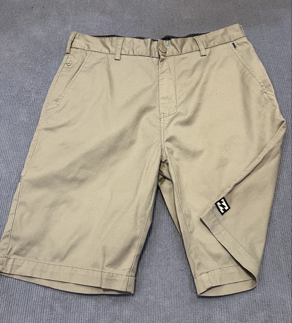 Billabong Chino Shorts excellent (Category: Shorts) located in Aparri. Submitted by amnorthloots (Listing ID 1461572044, Image 1). Description: Good as new No issue Color rate 10/10 Waistline 34” Length 22.5”.
