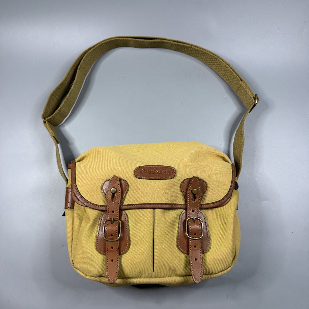 Billingham - Hadley Camera Bag Small (Category: Sling Bags) located in Paranaque City. Submitted by millennial_goodz (Listing ID 1461761200, Image 1). Description: WTS Billingham - Hadley Camera Bag Small Small size Signs of usage - Needs cleaning Authentic 100% DM.