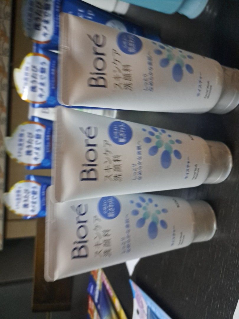 Biore Facial Wash Moisture (Category: Face Care) located in Manila. Submitted by levi882026 (Listing ID 1461749727, Image 2). Description: - Biore Moisture Facial Wash - Cleanses and moisturizes your skin - Leaves skin feeling soft and smooth - Ideal for daily use - Enjoy a clean and refreshed feeling.