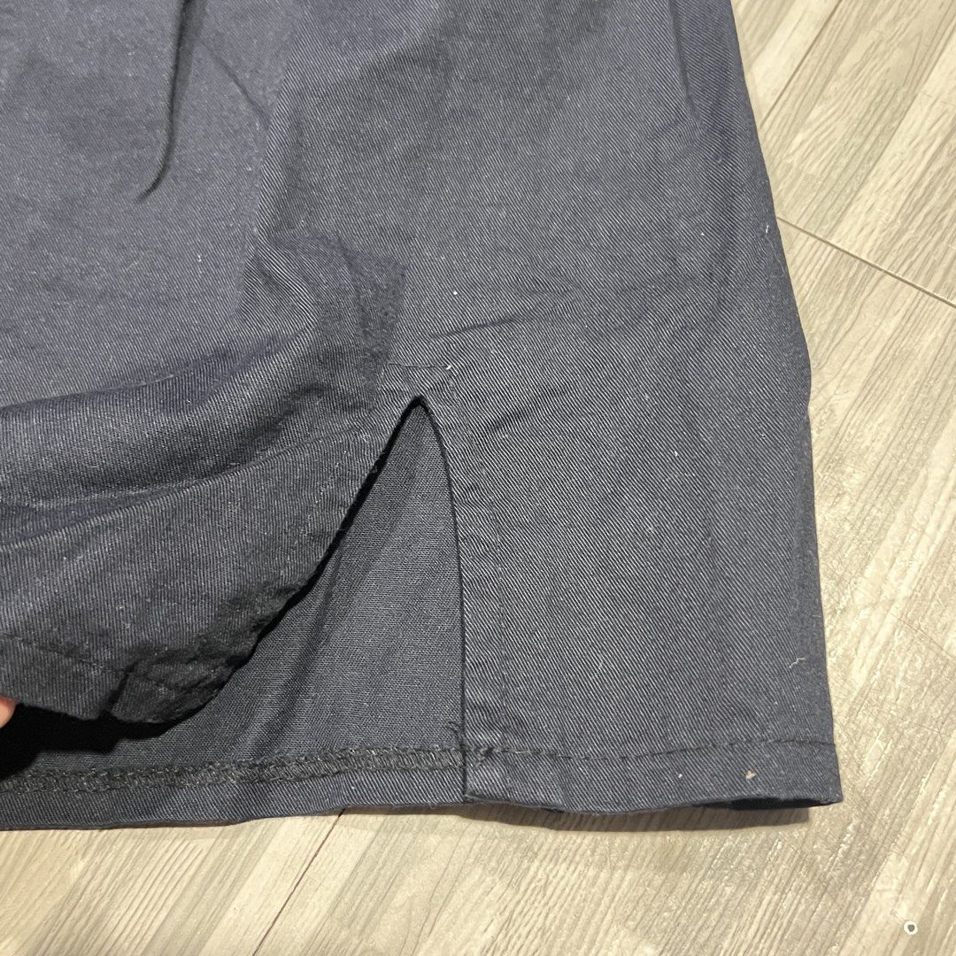 Black A-line Mini Skirt with Side Slit (Category: Skirts) located in Las Pinas. Submitted by veamesia_ (Listing ID 1461564499, Image 2). Description: - Black A-line mini skirt - Comfortable elastic waistband - With small slit on one side - Ideal for casual, everyday wear - Size: 24-25.