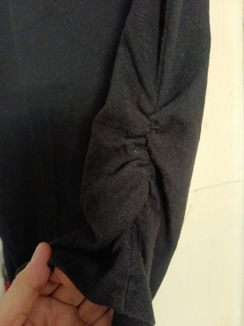 Black asymmetrical top (Category: Blouses) located in Las Pinas. Submitted by erikashoppe (Listing ID 1461589410, Image 3). Description: armpit to armpit 17-18in length 20in.