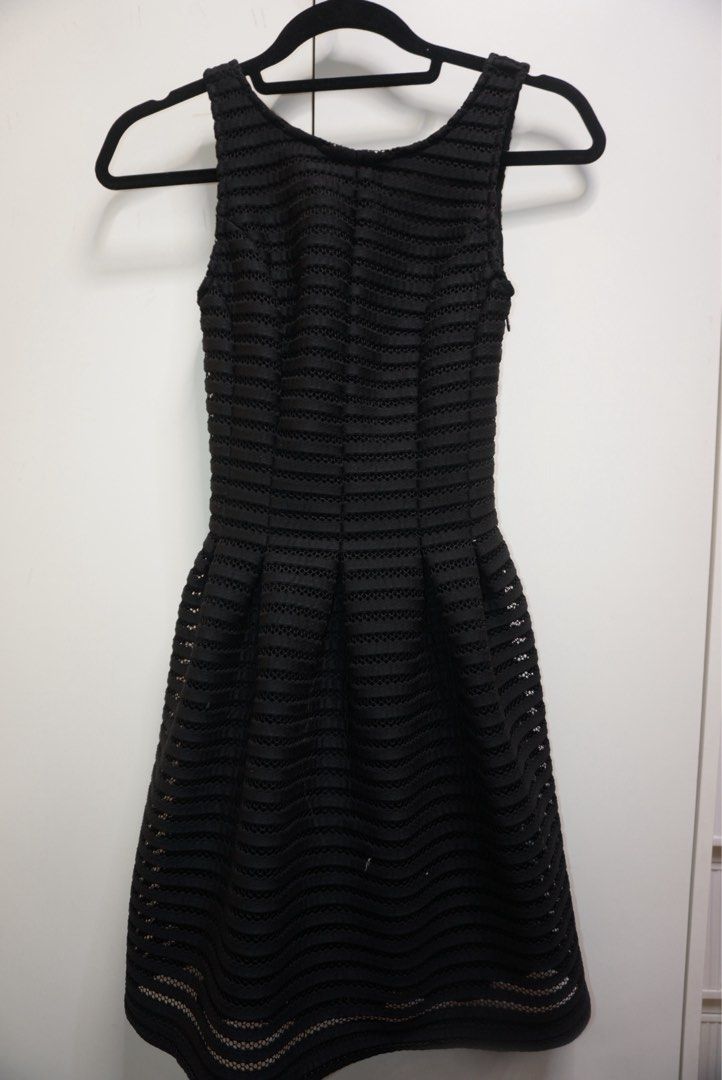Black Backless Semi-formal Dress (Category: Dresses) located in Bacoor. Submitted by ynnasdrawer (Listing ID 1461563193, Image 1). Description: - xs - soso cute - never worn out - rfs: decluttering .