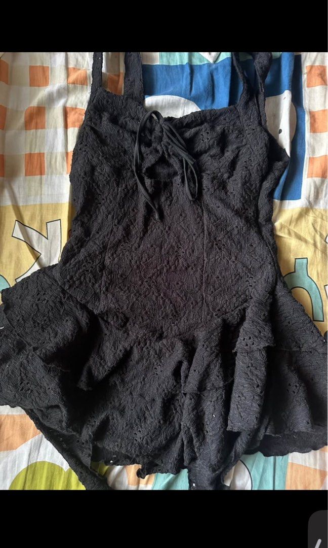 BLACK DRESS with inner shorts (Shein) (Category: Dresses) located in Iloilo. Submitted by niku_a (Listing ID 1461638187, Image 2). Description: .