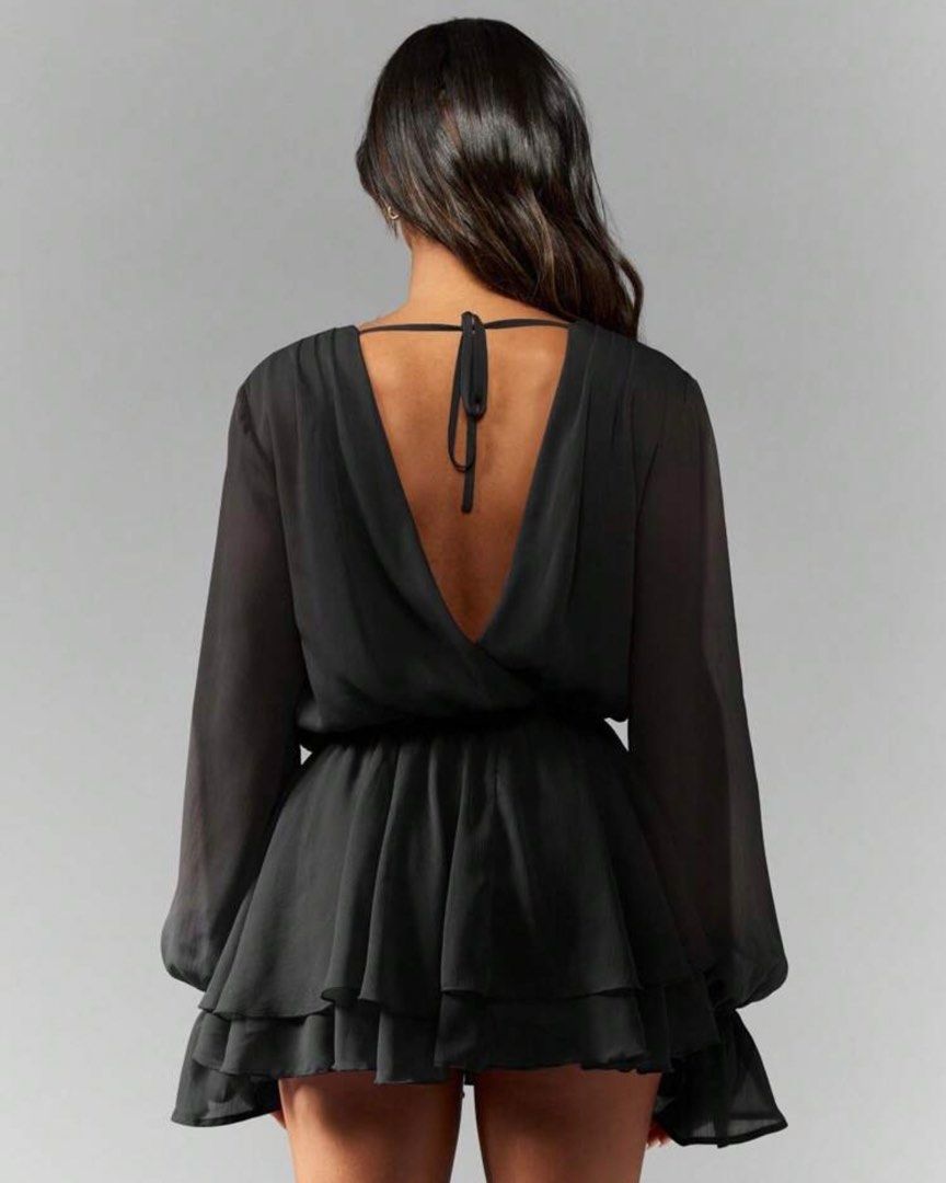 black long sleeve chiffon mini dress (Category: Dresses) located in Quezon City. Submitted by s.haaa (Listing ID 1461700424, Image 2). Description: impulsive buy🥲 never got to use it.