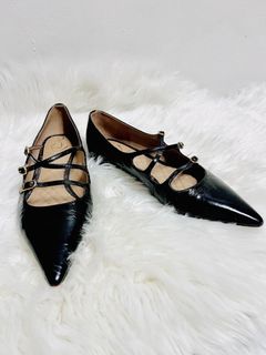 (Category: ) located in . Submitted by esorfashionboutique (Listing ID 1461565205, Image 1). Description: .