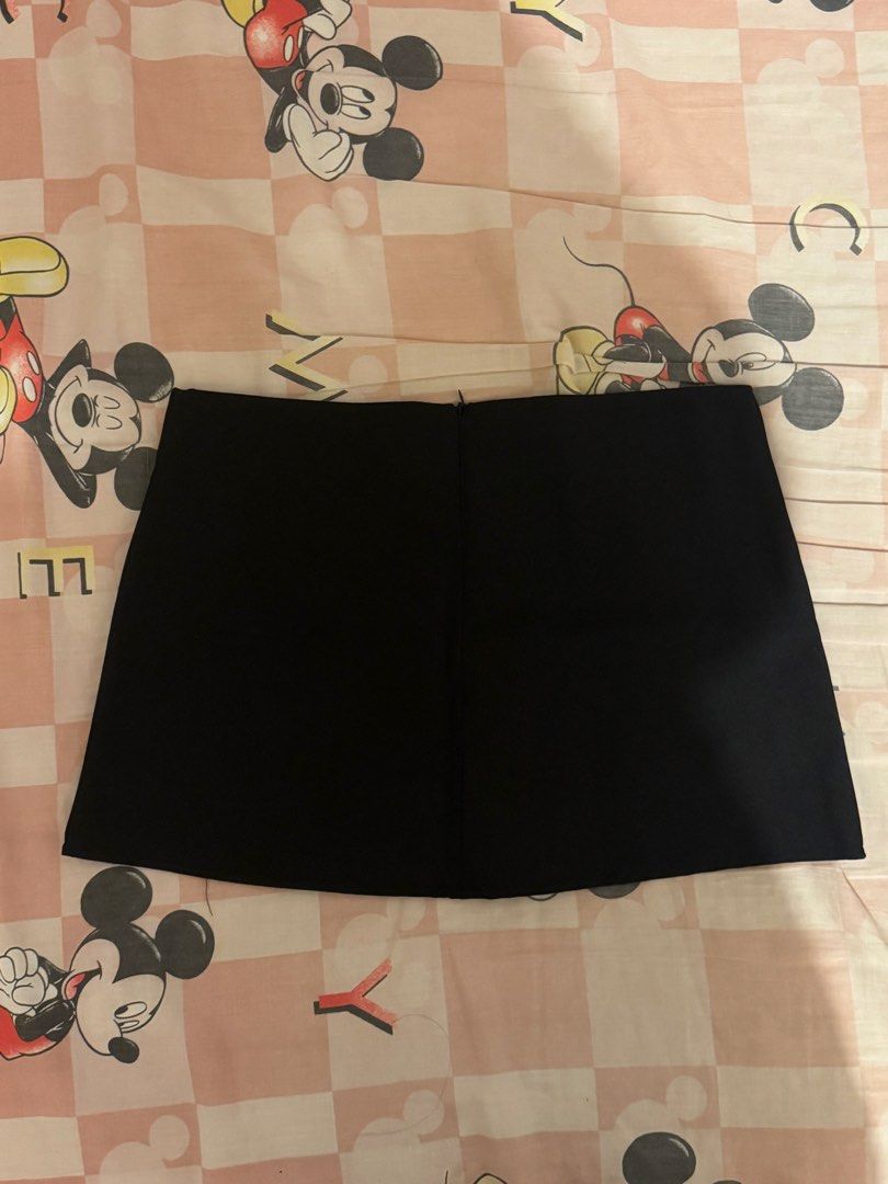 Black Skirt with Shorts (Category: Skirts) located in Manila. Submitted by caseypantaleon04 (Listing ID 1461666368, Image 3). Description: - Black A-line skirt - Built-in shorts for comfort and security - Versatile for casual or dressed-up looks - Easy to wear and style - Smooth fabric with good drape - RFS: too small on me (for reference: my waistline is 28 but it's small on my thighs.