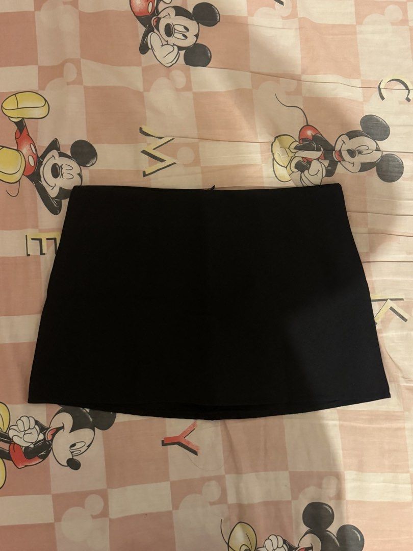 Black Skirt with Shorts (Category: Skirts) located in Manila. Submitted by caseypantaleon04 (Listing ID 1461666368, Image 1). Description: - Black A-line skirt - Built-in shorts for comfort and security - Versatile for casual or dressed-up looks - Easy to wear and style - Smooth fabric with good drape - RFS: too small on me (for reference: my waistline is 28 but it's small on my thighs.