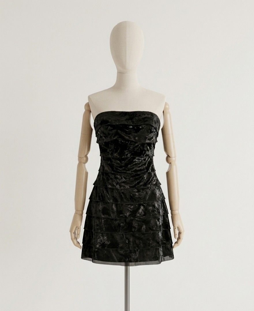 black tube dress (Category: Dresses) located in Dagupan City. Submitted by picksbykate (Listing ID 1461629578, Image 1). Description: .