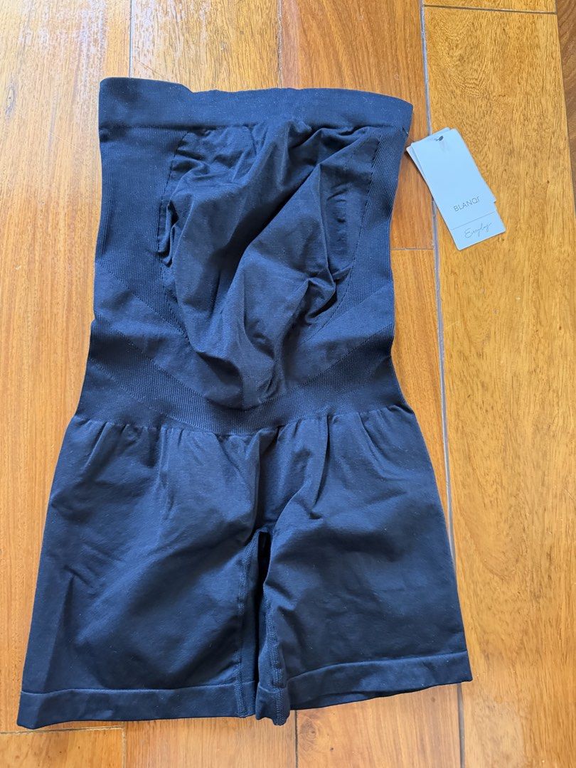 BNEW BNWT BLANQI Maternity support shorts size M (Category: Maternity wear) located in Quezon City. Submitted by closet.cha (Listing ID 1461589437, Image 3). Description: Blanqi maternity support shorts. Bnew bought too many support maternity wear.😅 No signs of stretching garter and belly area. No flaws Got it at ₱3599, selling for only ₱2500! .