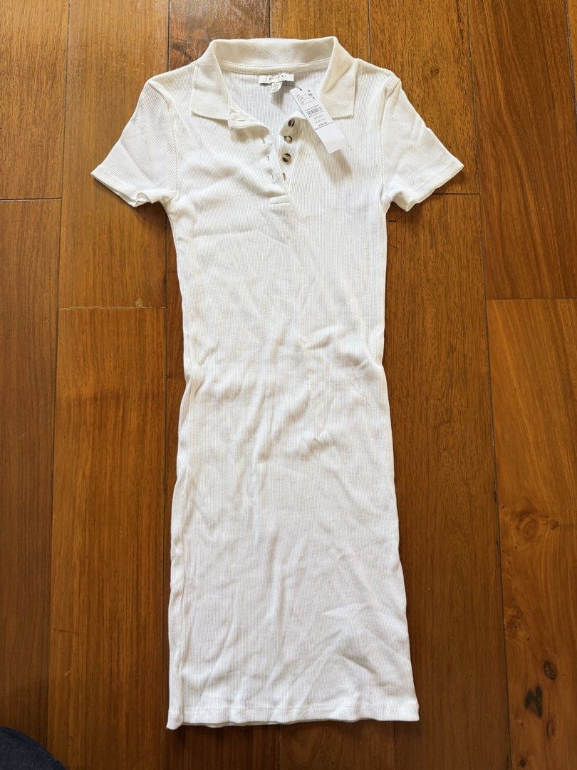 Bnwt bnew topshop ribbed size36 small (Category: Dresses) located in Quezon City. Submitted by closet.cha (Listing ID 1461601166, Image 2). Description: Bnew with tag pa. Not worn natago lang sa closet Ribbed style Fits xs/s No flaw except faint yellow spot (see photo) most likely it can be washed No return no exchange No haggle and low baller offers. No other photos or when worn for flat lays. No Meet-Ups No Cash on Delivery No Pera Padala at th