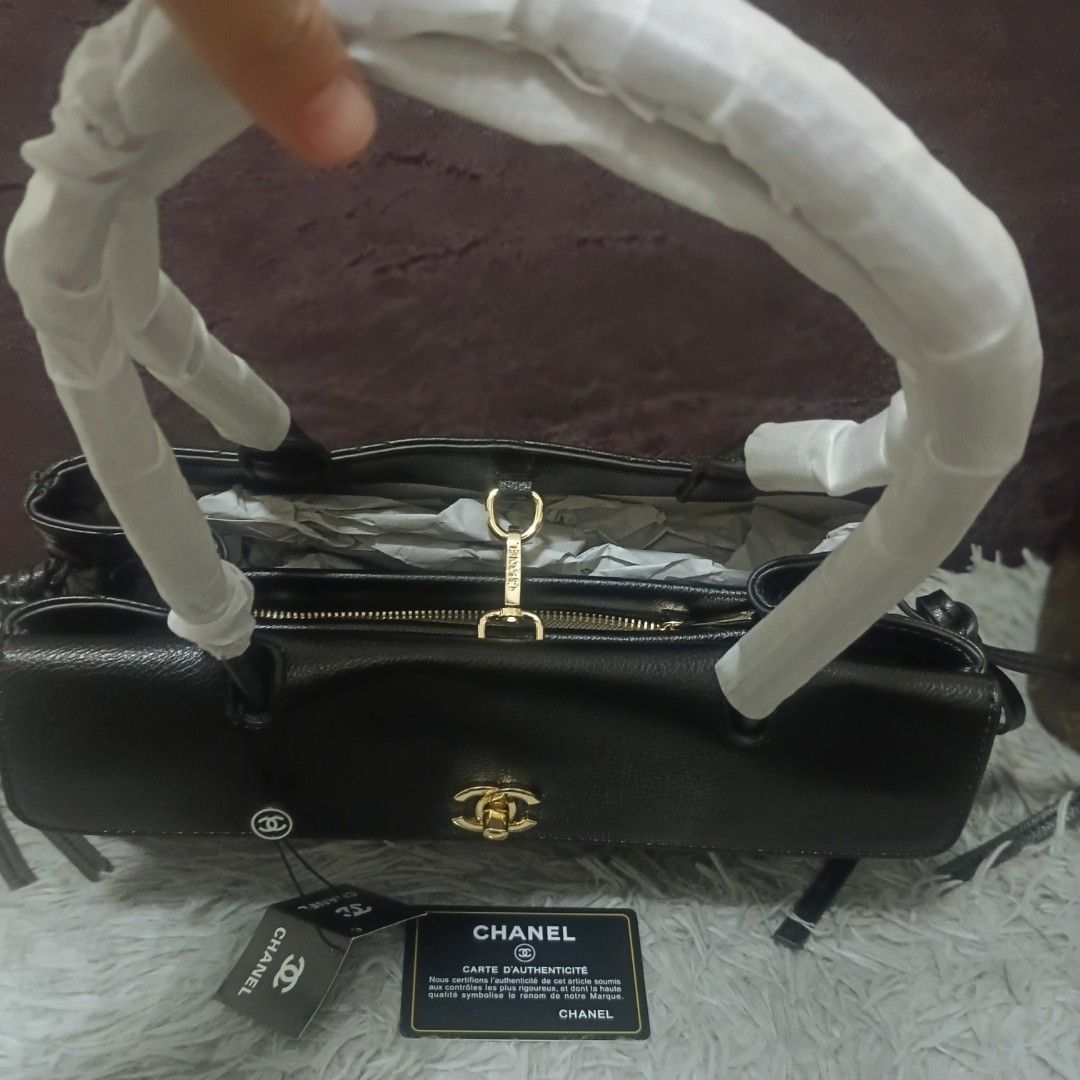 BRAND NEW CC 26S (Category: Luxury Bags & Wallets) located in Manila. Submitted by ainadelacerna25 (Listing ID 1461751379, Image 2). Description: BRANDNEW CC26S.