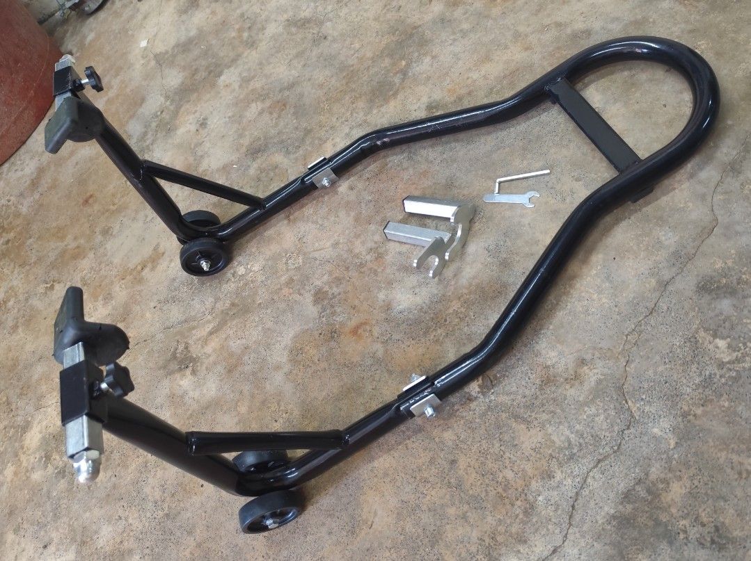 Brandnew 2in1 Motorcycle Paddock Stand (Category: Body Parts and Accessories) located in Bulacan. Submitted by makdelacru19738 (Listing ID 1461579302, Image 1). Description: Brandnew 2in1 Motorcycle Paddock Stand 1000 lang Nearby Area (ung kaya ipalalamove para Sameday makuha nio na) *(No COD)Payment (Gcash or Bank Transfer) Pag Nandto na Rider nio (Video Call Para Sure) Location: Marilao Poblacion 2 or Pin: Marilao Secret Shop 09760536430.