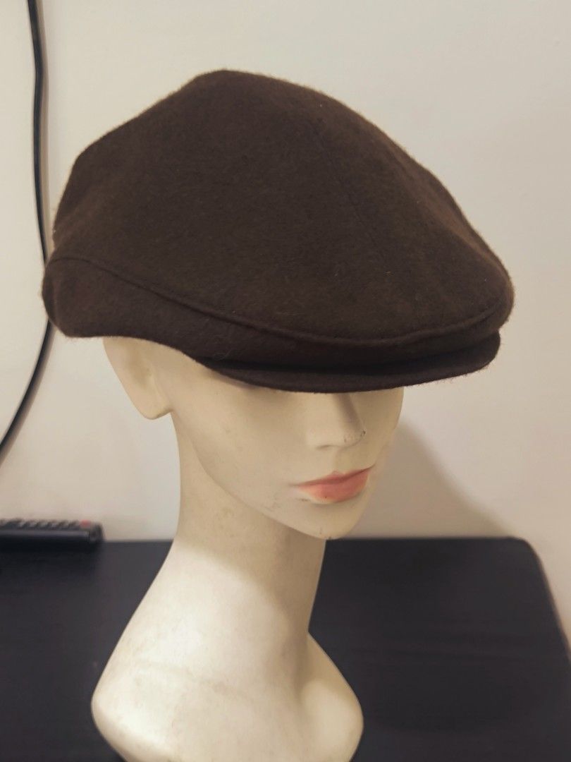 Brown Flat Cap Hat Size 58cm. (Category: Caps & Hats) located in Caloocan City. Submitted by wan_l_as (Listing ID 1461600505, Image 1). Description: - Classic brown flat cap - Ideal for keeping the sun out of your eyes - Simple and stylish design - Great for casual wear.