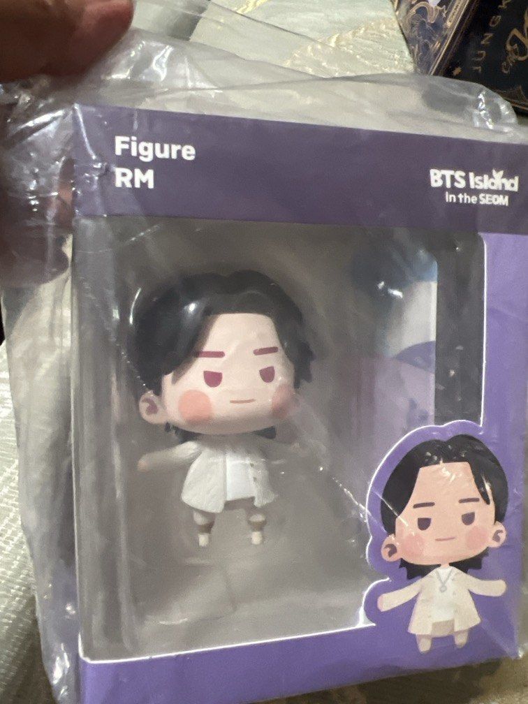 BTS Island Figure In The Seom/RM (Category: Figurines & Statues) located in Iloilo. Submitted by tttkhk (Listing ID 1461731764, Image 2). Description: .