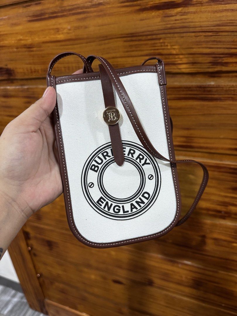 Burberry (Category: Shoulder Bags) located in Davao. Submitted by badathrift (Listing ID 1461740060, Image 3). Description: .