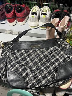 (Category: ) located in . Submitted by collectors_thrift_shop (Listing ID 1461637994, Image 1). Description: .
