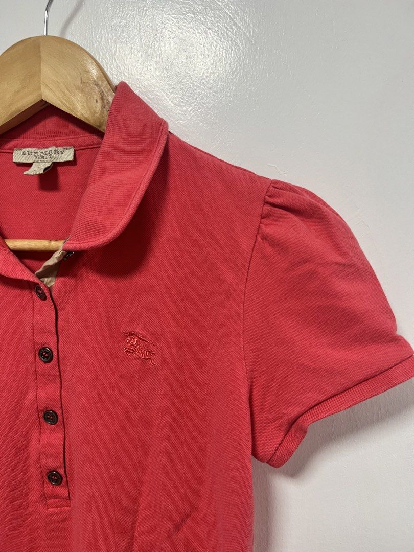 Burberry Camiseta Five Botton Polo (Category: Shirts) located in Muntinlupa City. Submitted by thriftdripbyjm (Listing ID 1461734565, Image 3). Description: Color rate: 10/10 as new Dimes: 15x22 ( S on tag) Sleeve: 5 Issue: none Price: 1850.