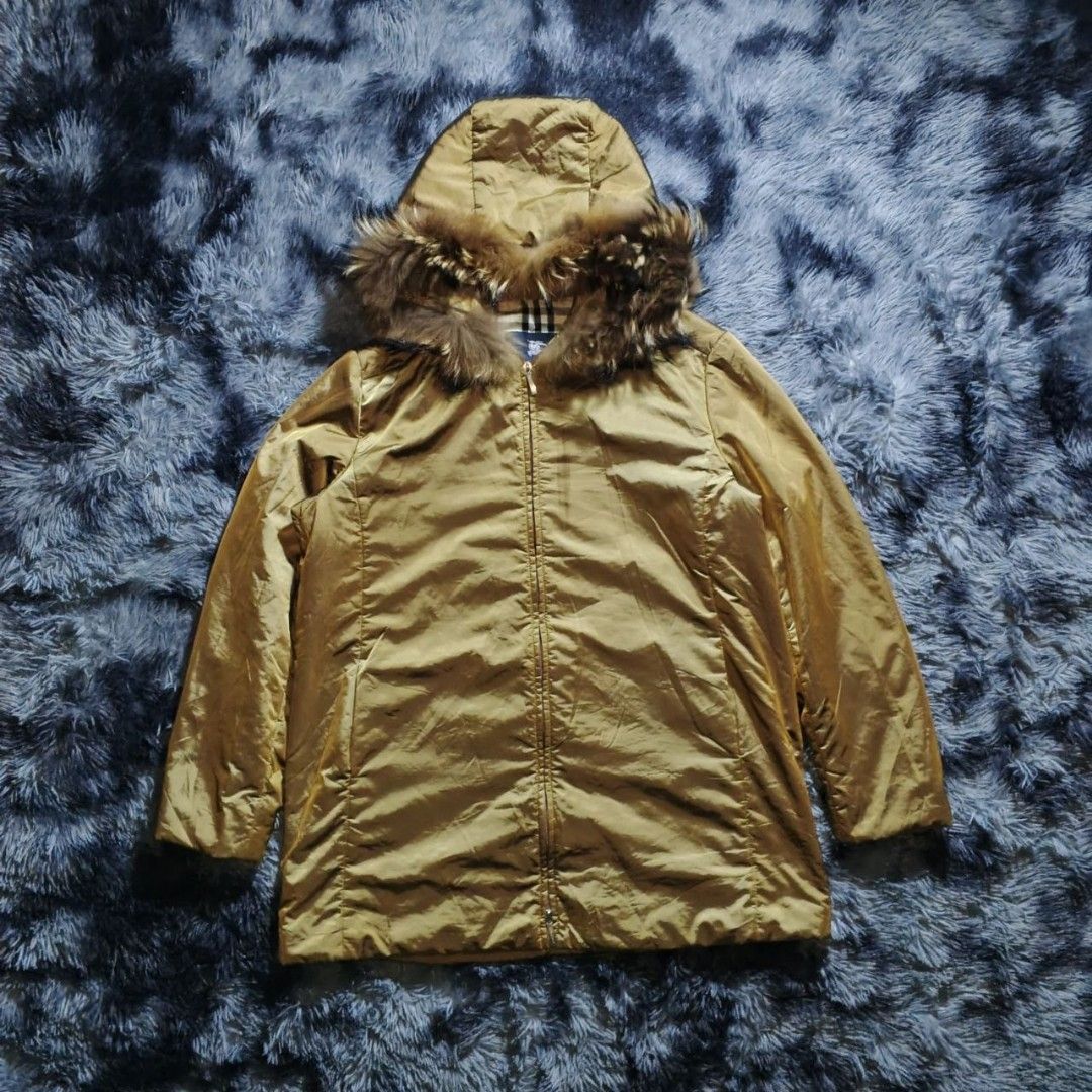 Burberry London Puffer Down Coat Jacket (Category: Luxury Apparel) located in Dagupan City. Submitted by finestthriftstuffph (Listing ID 1461758647, Image 1). Description: Authentic Very Presentable Size: 46 on Tag Actual Measurement (Measured by INCHES) Width: 25 Length: 33 Shoulder: 19 Sleeve: 25 Condition: Very Good Color Rate: 10/10 Issue: None "Colors may vary due to lightning" "Swipe each photo to see more details.