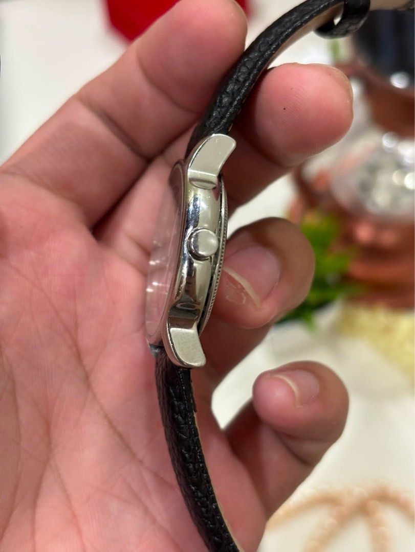 Bvlgari Solotempo Quartz (negotiable) (Category: Women's Watches) located in Manila. Submitted by annolavari81970 (Listing ID 1461719686, Image 3). Description: Bvlgari Solotempo Quartz Open caseback (replaced).