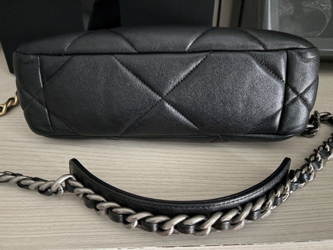 C19 handbag (Category: Shoulder Bags) located in Kuala Lumpur. Submitted by cenise (Listing ID 1461680008, Image 2). Description: - C19 handbag - Color: Black - Material: Goatskin leather - Hardware: Gold chain strap - Style: Versatile - can be used on shoulder, cross body or handheld bag - Condition: Good - Features: Classic quilted design, statement chain Bag only , no box , no dust bag .