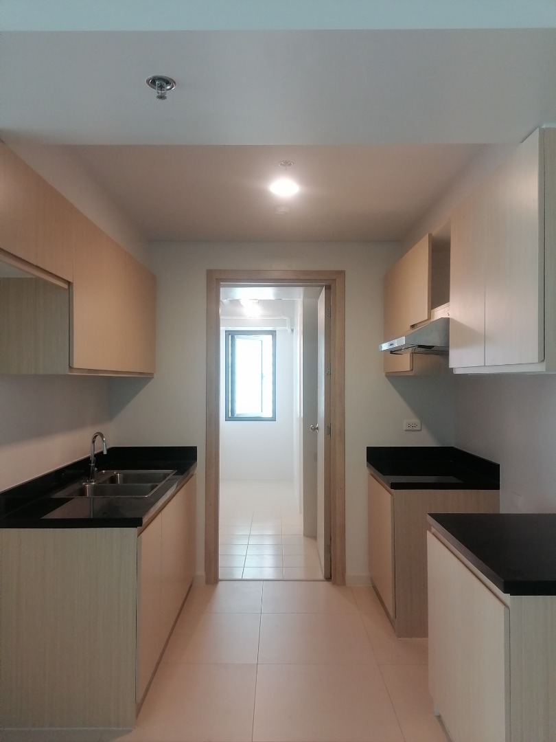 (Category: ) located in . Submitted by homeperfection (Listing ID 1461583748, Image 1). Description: .