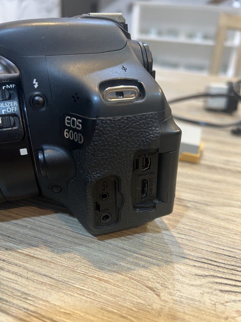 Canon EOS 600D DSLR Camera (Category: Cameras) located in Paranaque City. Submitted by kylavangelista.1 (Listing ID 1461562892, Image 3). Description: FOR SALE ONLY Selling for only P15,000 CANON EOS 600D Comes with - Body - Kit Lens - 55-250mm Canon Zoom Lens - 2 pcs original Battery - Charger Free Lens Hood - No Issues - No Vignette - No Major Dents/ No Scratches - No Fungus - AF/MF is Fully Working - Built in Flash is Working - 7/10 Body Condi