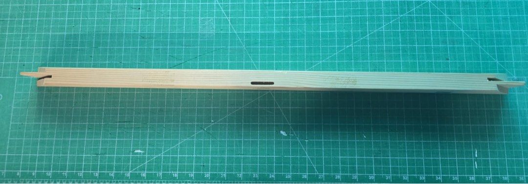 Canvas bars assorted width (Category: Art & Prints) located in Singapore. Submitted by craftsforbeth (Listing ID 1461708692, Image 2). Description: Closing down business. We have about 20 plus bars for each size..