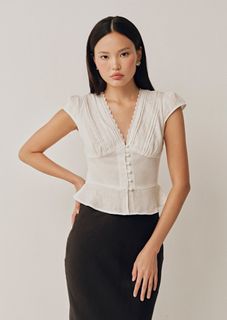 (Category: ) located in . Submitted by liveloveshop (Listing ID 1461710300, Image 1). Description: .